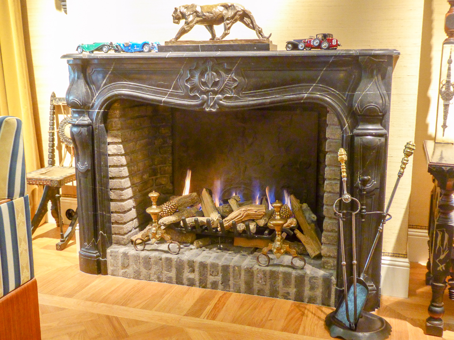 Fireplace accessories in Netherlands, sourced by https://www.firebacks.net