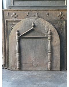 Pillars and Pediment Fireback