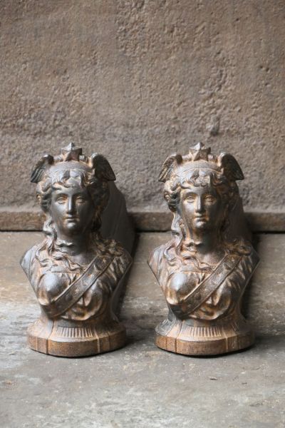 Woman Andirons made of Cast iron 