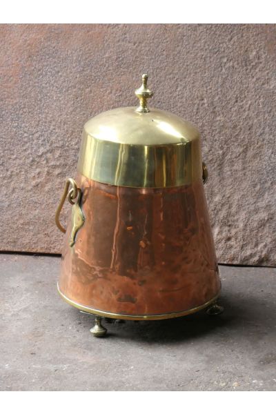 Antique Extinguishing Pot made of 16,31 