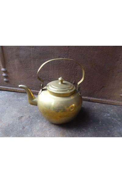 Antique Kettle made of 16 
