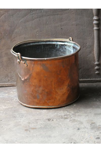 Antique Log Bucket made of 16,31 
