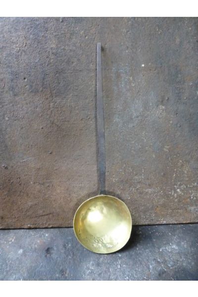 18th c Ladle made of 15,16,31 