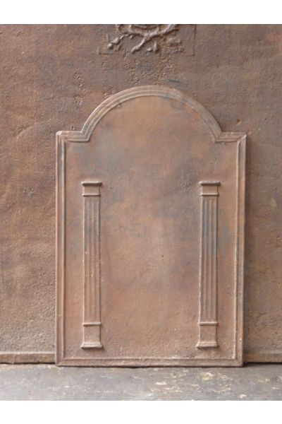 Neoclassical Fireback made of Cast iron 