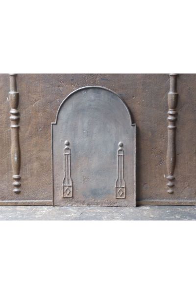 Neoclassical Fireback made of Cast iron 