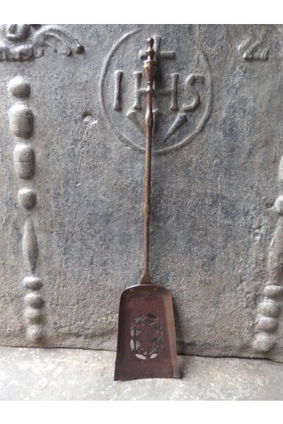 Georgian Fireplace Shovel made of 15 