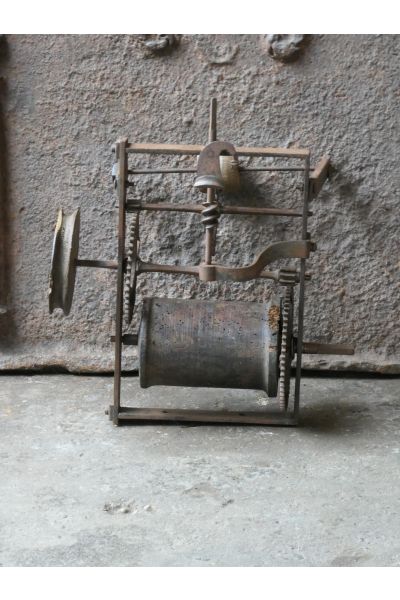 Antique Clockwork Roasting Jack made of 15,149 