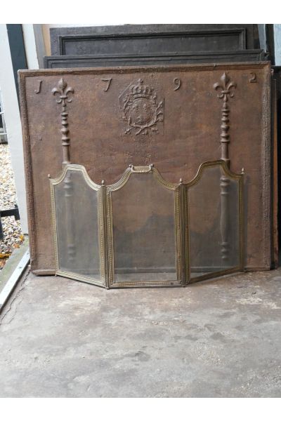Bouhon Frères Fire Screen made of 16,154,155 