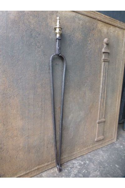Gothic Fireplace Tongs made of 15,33 