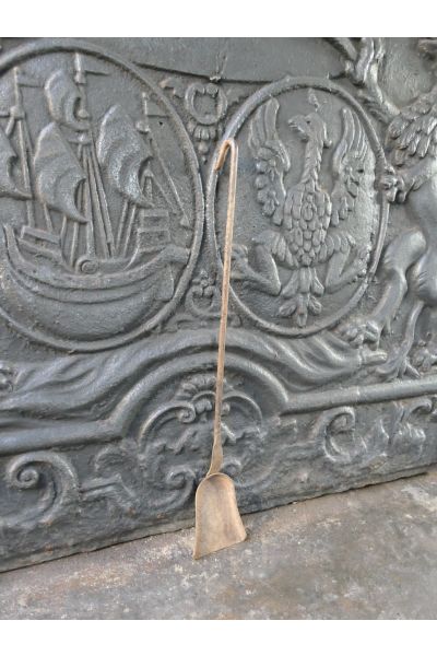 Napoleon III Fire Shovel