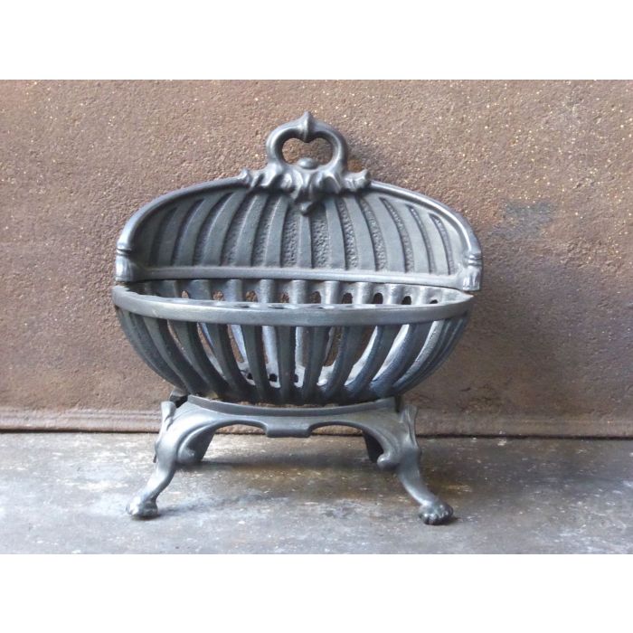 English Fireplace Basket made of Cast iron 