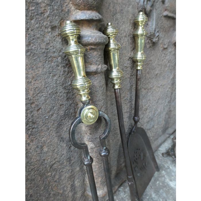 Victorian Fireplace Tool Set made of Cast iron, Wrought iron, Polished brass 