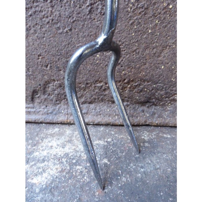 Antique Toasting Fork made of Polished steel 