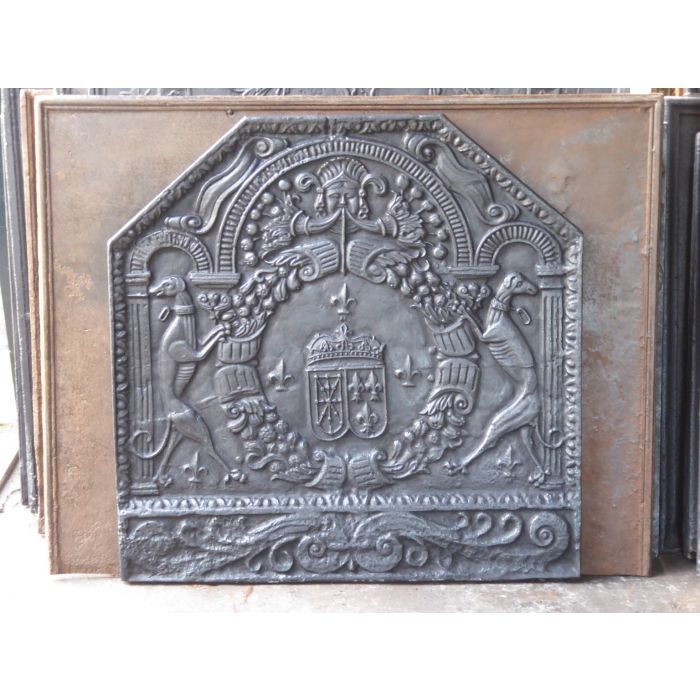 Arms of France and Navarre Fireback made of Cast iron 