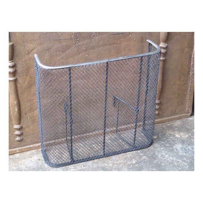 Victorian Fire Guard made of Polished steel, Iron mesh, Iron 