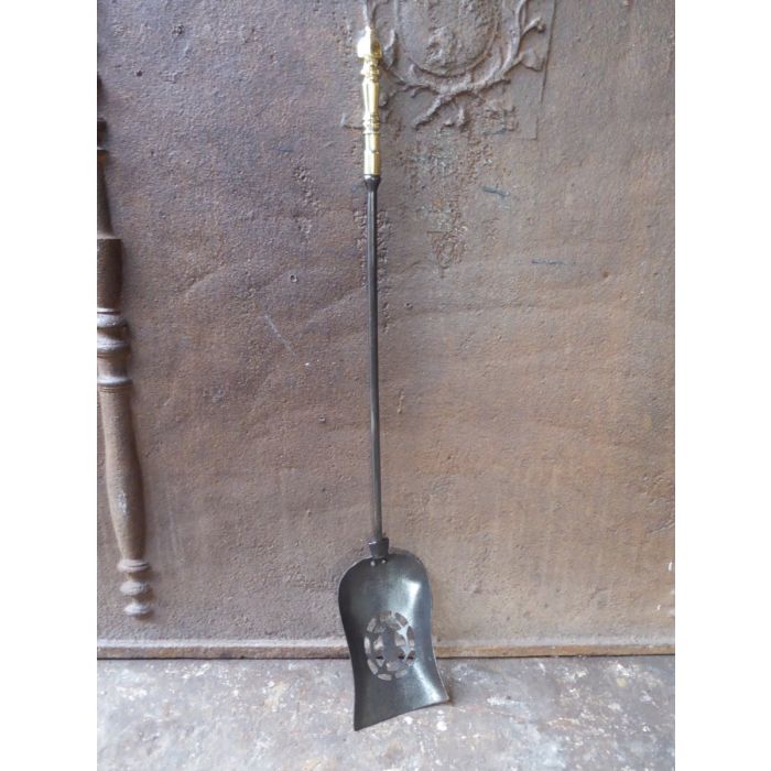 Large Fireplace Shovel made of Wrought iron, Polished brass 