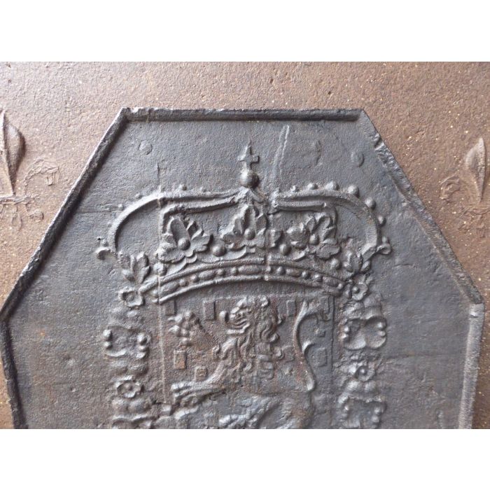 Arms of Nassau Fireback made of Cast iron 
