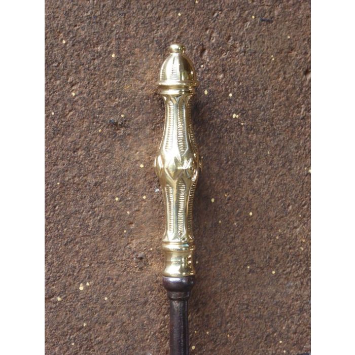 Victorian Fire Shovel made of Wrought iron, Polished brass 