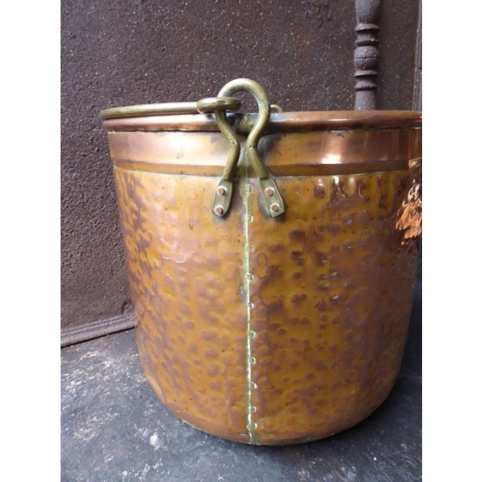 Antique Log Holder made of Brass, Copper 