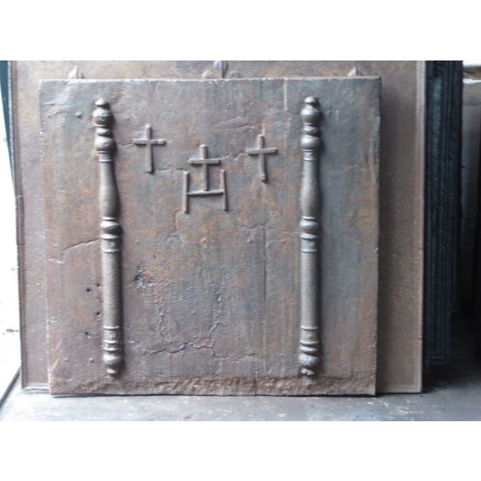 Pillars with IHS Monogram Fireback made of Cast iron 