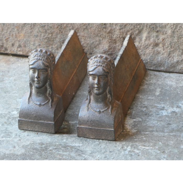 Small Andirons Fireplace made of Cast iron 