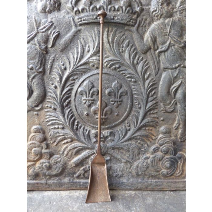 Large Fireplace Shovel made of Wrought iron 