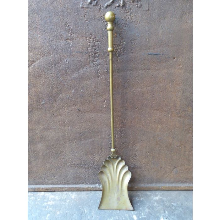 Art Nouveau Fire Shovel made of Brass 