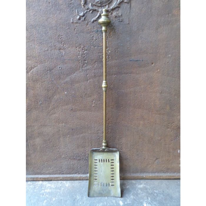 Georgian Fireplace Shovel made of Brass 