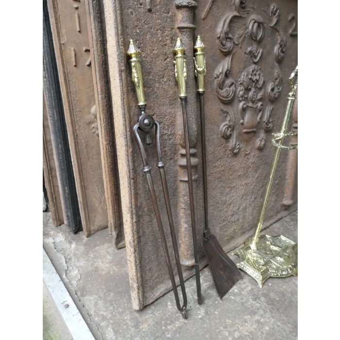 Large Georgian Fire Irons made of Wrought iron, Polished brass 