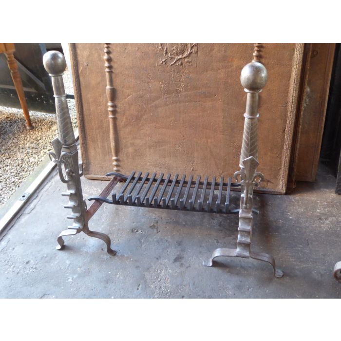 Large Fire Grate made of Cast iron 