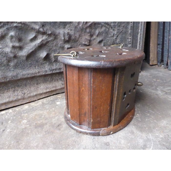 Antieke stoof made of Brass, Wood 