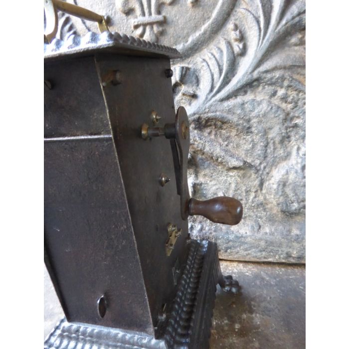 Antique Clockwork Roasting Jack made of Cast iron, Wrought iron 