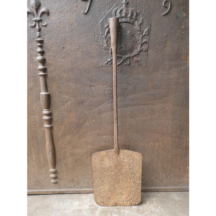 Large Fireplace Shovel made of Wrought iron 