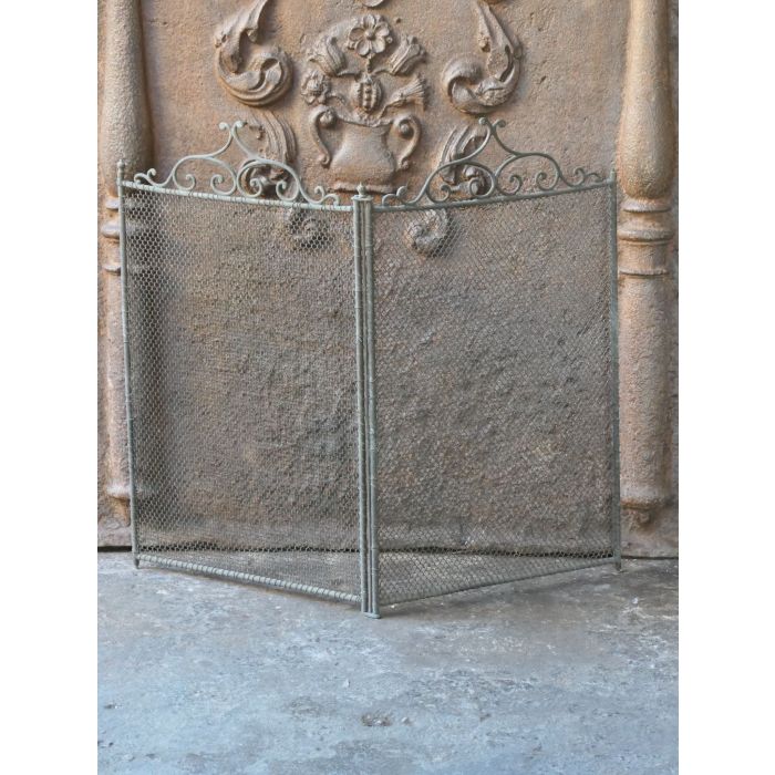 Antique French Fire Screen made of Iron mesh, Iron 