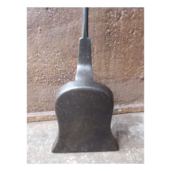 Antique Dutch Fire Shovel made of Wrought iron 