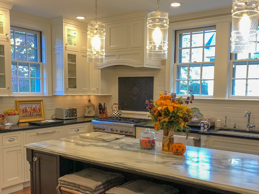 Fireback as kitchen backsplash in Hartford, Connecticut, by https://www.firebacks.net