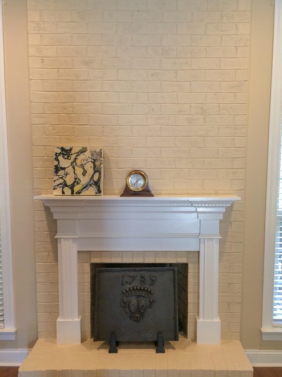 Fireplace fireback in Charlotte, North Carolina sourced from https://www.firebacks.net