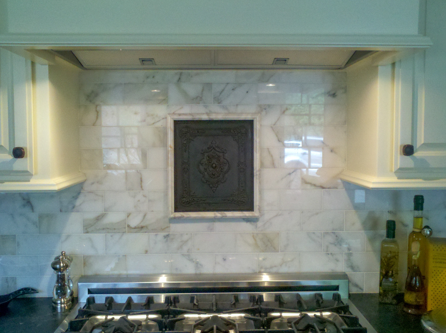 Fireback backsplash in San Jose, California sourced from https://www.firebacks.net