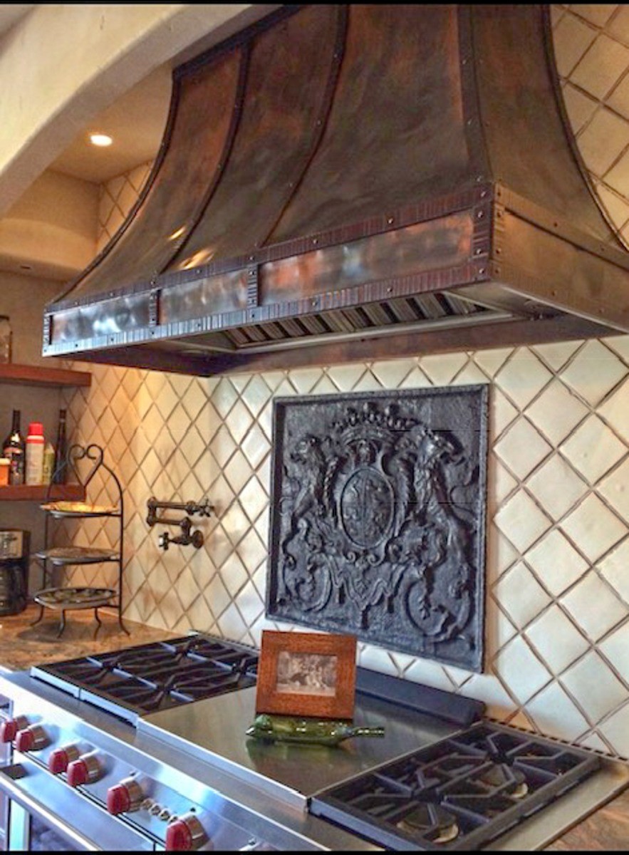 Fireback backsplash in Redlands, California by https://www.firebacks.net