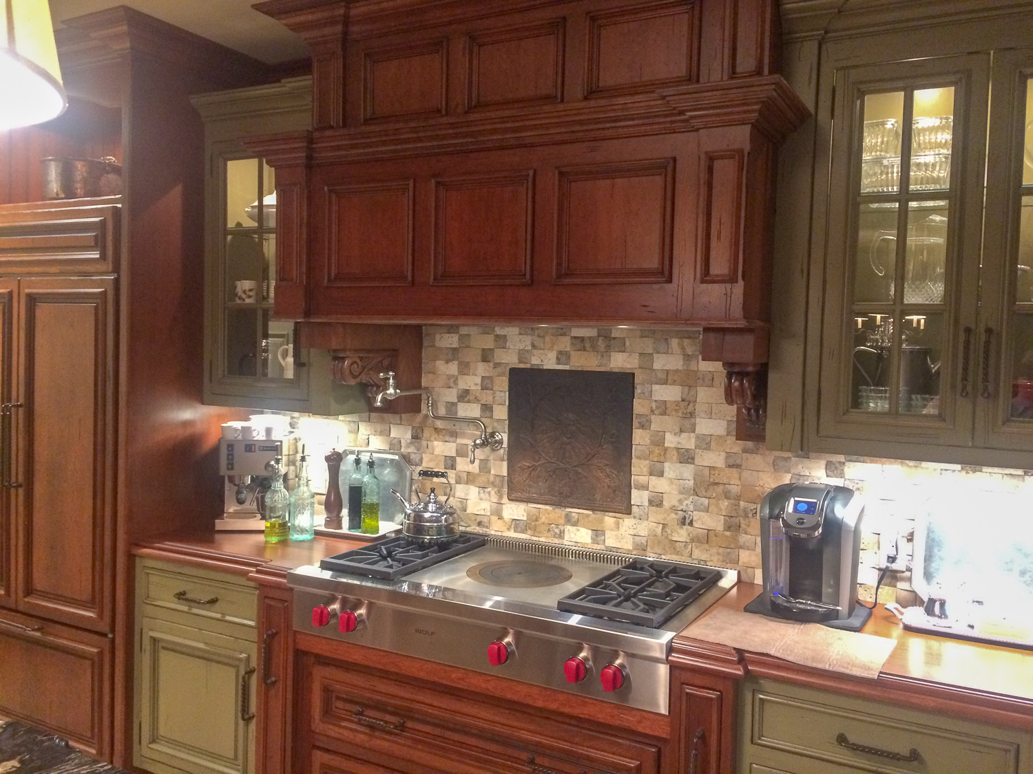 Fireback backsplash in Sussex, New Jersey by https://www.firebacks.net