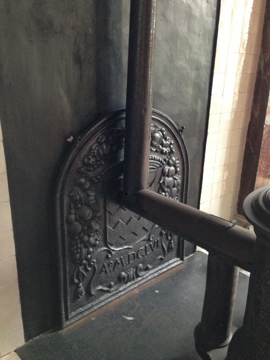 How to protect the wall behind my woodburning stove? Charles Nijman