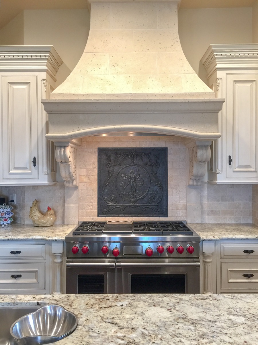 Fireback as backsplash in Rocklin, California, sourced by https://www.firebacks.net