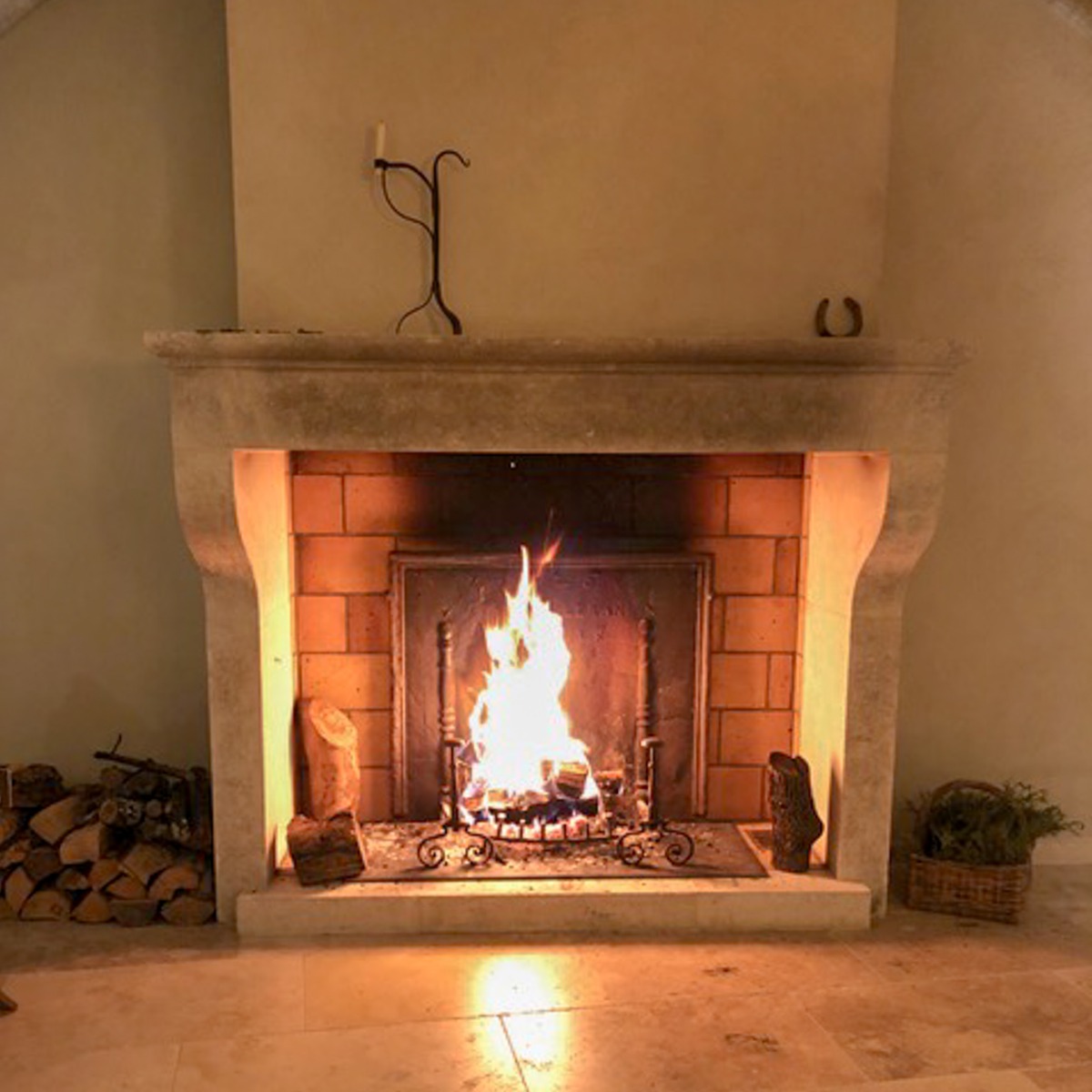 Fireback in Amsterdam fireplace