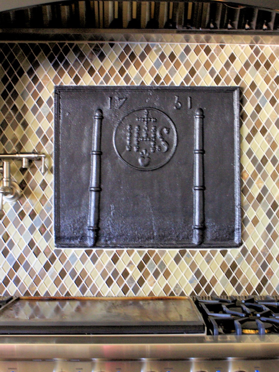 Fireback backsplash in Vidor