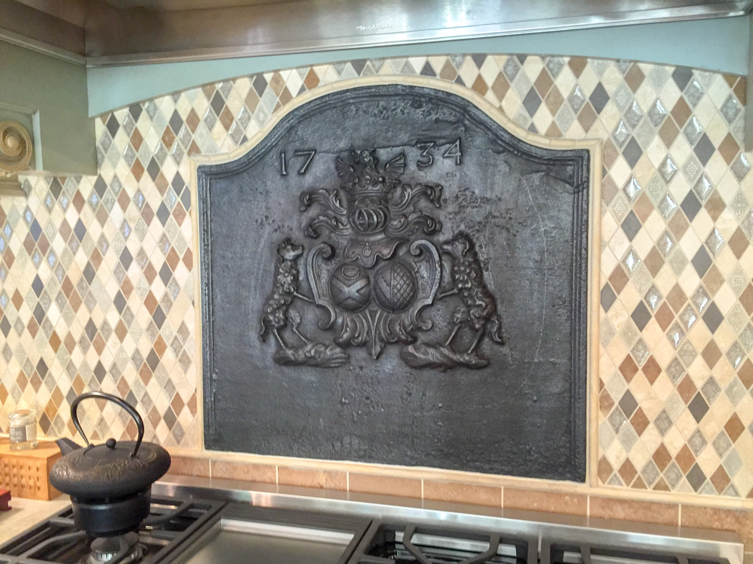 Arms of Lorraine fireback backsplash from https://www.firebacks.net