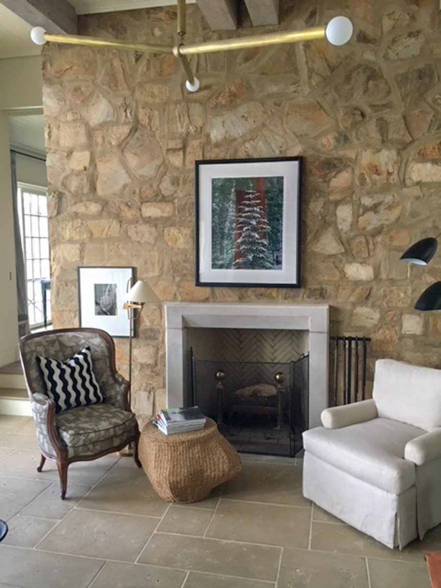 Fireplace screen Birmingham, Alabama sourced from https://www.firebacks.net