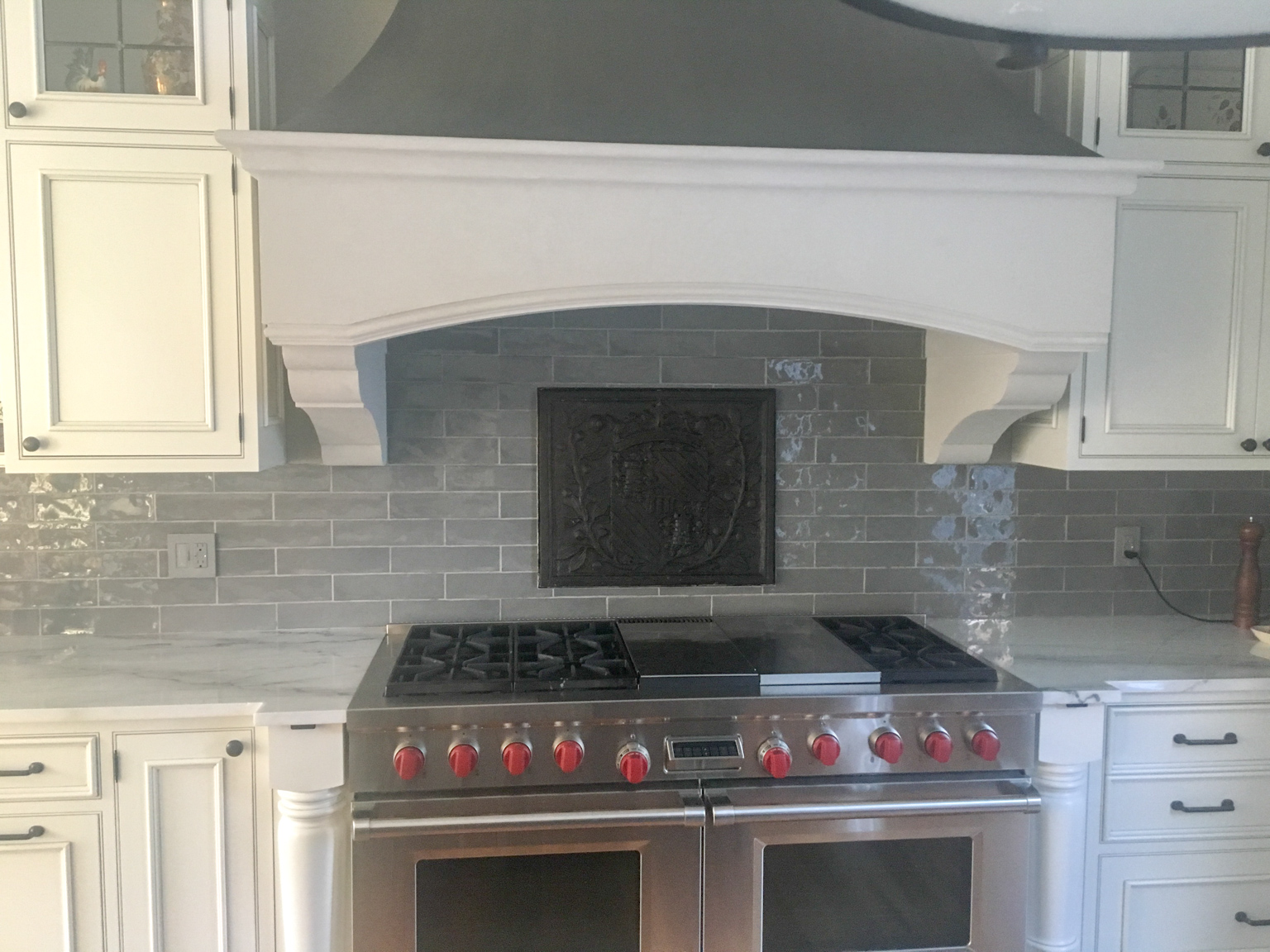 Fireback backsplash in Greenwich