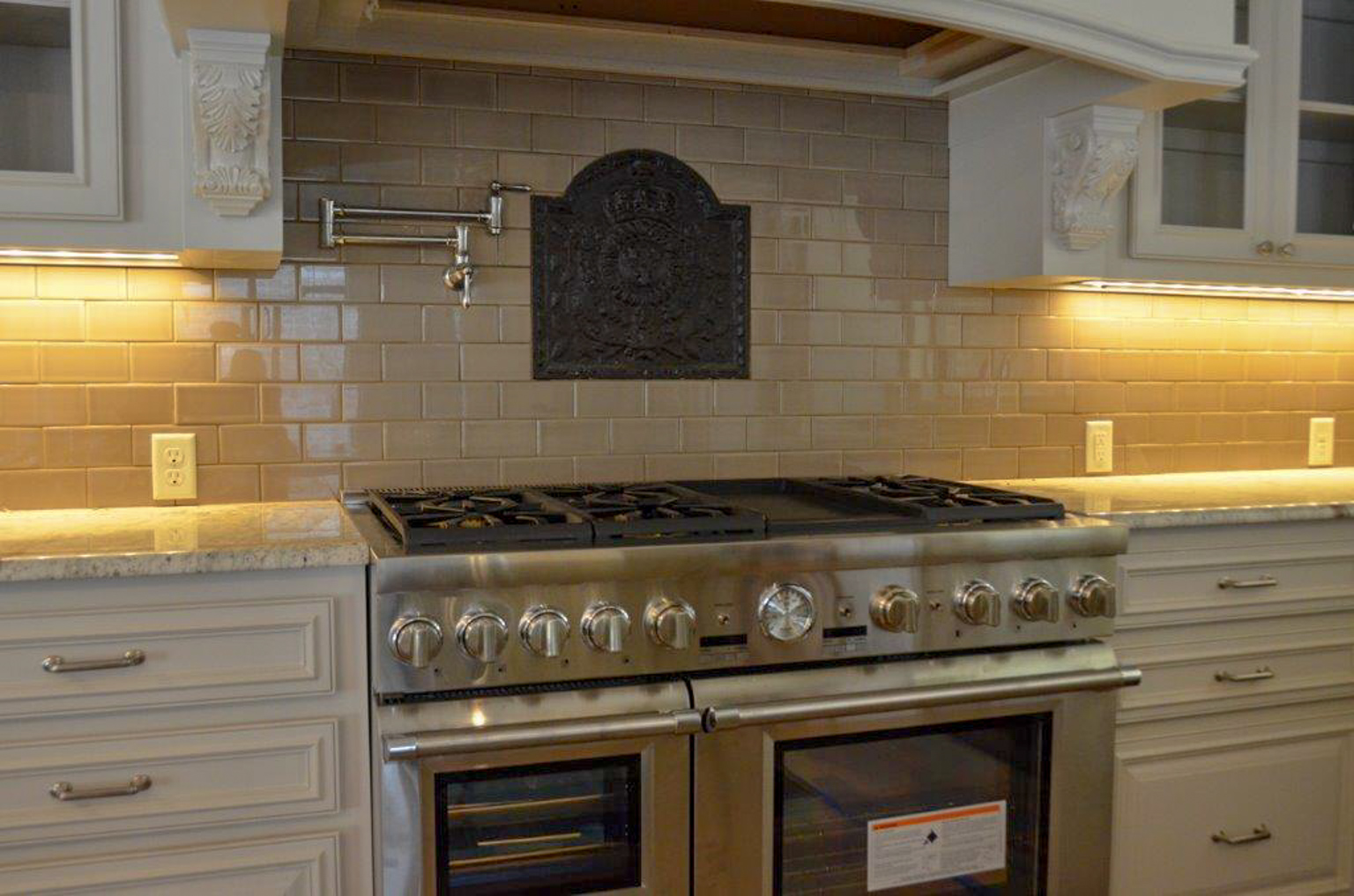 Fireback as backsplash in Whitney