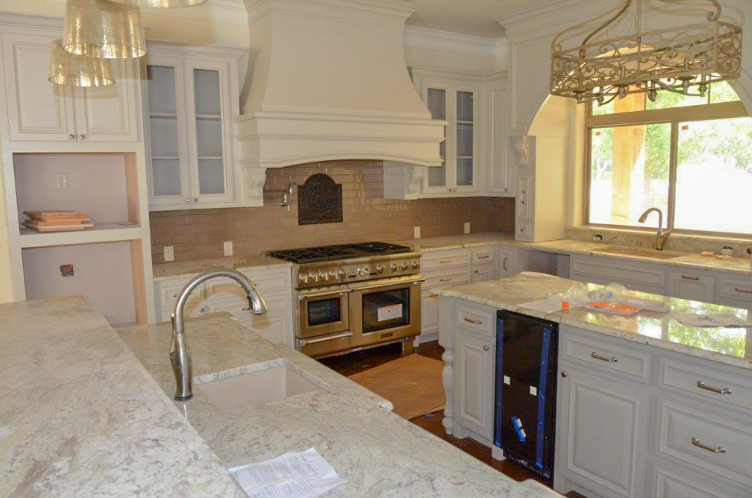 Fireback as backsplash in Whitney